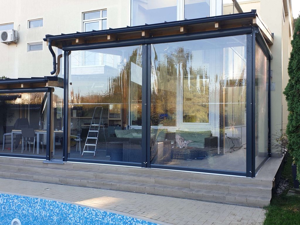 rulouri transparente incasetate